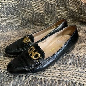 Salvatore Ferragamo Buckle Leather Loafers Heels